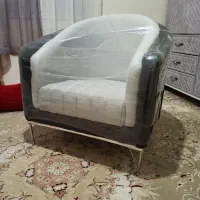 نو نو همراه با میز عسلی کشویی به علت نیاز مالی|مبلمان خانگی و میز عسلی|فردیس, فردیس|دیوار