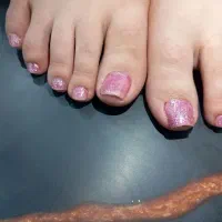 تخفیف کاشت ناخن به مناسبت شب یلدا|خدمات آرایشگری و زیبایی|شیراز, شهرک گلها|دیوار