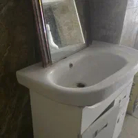 روشویی به همراه آیینه