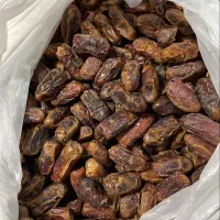 فروش خرما پیارم درجه یک به مقدار صد کیلو