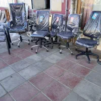 صندلی چرخی و میز|صندلی و نیمکت|سنقر, |دیوار