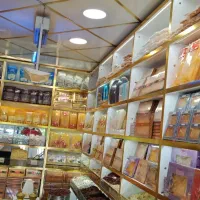 مغازه فروشی بازار بین المللی بعثت + ۱۱ میلیارد نقد