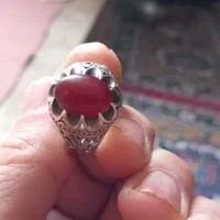 انگشترنقره۹۲۵ با نگین عقیق خیلی قدیمی