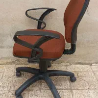 صندلی گردون|صندلی و نیمکت|میانه, |دیوار