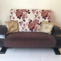 مبل راحتی  ۶ نفره.  با میز جلو و دو عدد میز عسلی|مبلمان خانگی و میز عسلی|تهران, پردیسان|دیوار