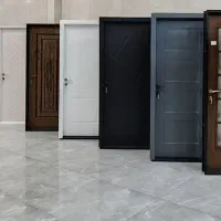 درب هگمتانه طرح انتخابی 405کمد دیواری شیشه خور