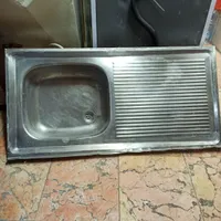 سینگ ظرفشویی و آبچکان