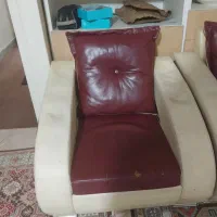 مبل ۵نفره چرمی|مبلمان خانگی و میز عسلی|تهران, کرمان|دیوار