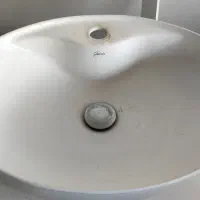 روشویی گاتریا با زیر آب و و کابین