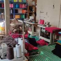 استخدام دوزنده چرخکار خیاط