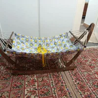 گهواره و شیردوش برقی و لباس