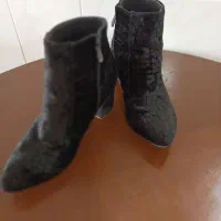 تعدادی کفش در حد خیلی نو|کیف، کفش، کمربند|ممقان, |دیوار