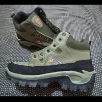 بوت مردانه44