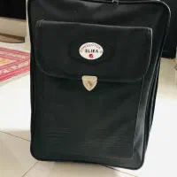 چمدان خارجی سایز کوچک و جادارکاملا سالم فقط ۸۰۰