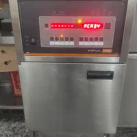 واگذاری امتیاز و وسایل فست فود