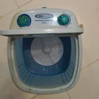 ماشین لباسشویی کودک (مینی واش) و تعدادی کیف لپ تاپ