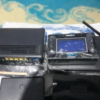 تعدادی مودم یا وای فای و ضبط