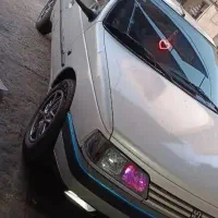 پژو 405 نقره‌ای