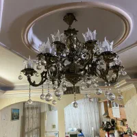 لوستر ۱۲ شاخه برنج قلم کاری لامپ ها رایگان