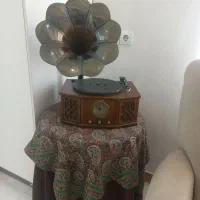 گرامافون|سیستم صوتی خانگی|اقبالیه, |دیوار