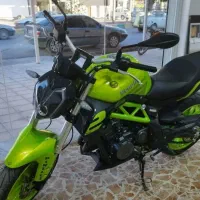 بنلی ۳۰۰ مدل ۱۴۰۱