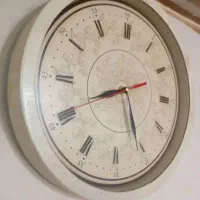 ساعت دیواری