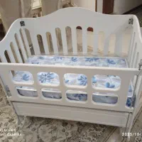 تخت کنار مادر گهواره ای|اسباب و اثاث بچه|قزوین, |دیوار