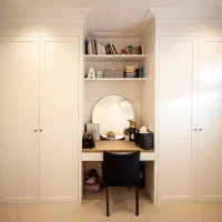 میز تحریر و کمد دیواری