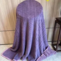 پتوی مسافرتی .|رختخواب، بالش، پتو|بوشهر, |دیوار