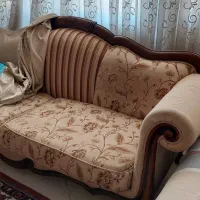 مبل ۷ نفره ترک و مبل ۴ نفره راه راه|مبلمان خانگی و میز عسلی|اصفهان, باغ دریاچه|دیوار