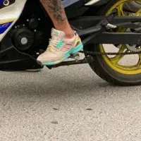 کتونی متالیک اورج