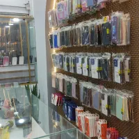 واگذاری ویترین و دستگاه تعمیراتی موبایل|فروشگاه و مغازه|آشخانه, |دیوار