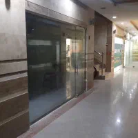 مغازه 25 متری نوساز در مجتمع اداری تجاری شهریار|اجارهٔ مغازه و غرفه|شهریار, شهرک وائین|دیوار