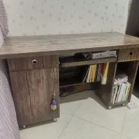 میز کامپیوتر چوبی
