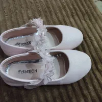 کفش شیک خارجی|کفش و لباس بچه|قم, لسانی|دیوار