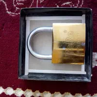 قفل سنگین قدیمی|کلکسیون اشیاء عتیقه|قوچان, |دیوار