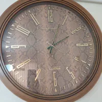 ساعت دیواری بزرگ