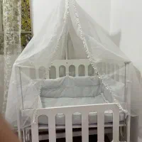 تخت نوزادی گهواره ای