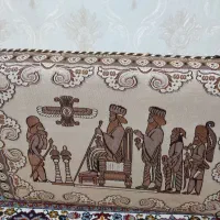 دو عدد پشتی