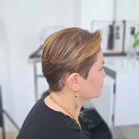 جشنواره انواع کوتاهی و موخوره گیری به مدت محدود|خدمات آرایشگری و زیبایی|شاهین‌شهر, عطار|دیوار