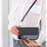 کیف زنانه عمده|کیف، کفش، کمربند|رشت, سعدی (تختی)|دیوار