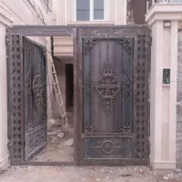 نقاش درو پنجره ساختمان. برقکاری و نصب پمپ آب|خدمات پیشه و مهارت|نظرآباد, نظرآباد|دیوار