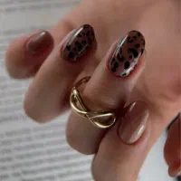 پاییز رو با ناخن هات زیباتر کن