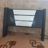 تخت یک نفره|تخت و سرویس خواب|شیراز, کوشک میدان|دیوار