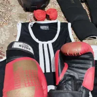 لوازم کیک بوکسینگ ،دستکش،کلاه،ساق بند،تاپ وشورت|تجهیزات ورزشی|پاکدشت, شهرک امام رضا|دیوار
