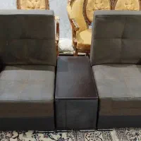 دو عدد مبل تک نفره با میز وسط