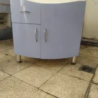 کمد رو شویی کاملا سالم|لوازم سرویس بهداشتی|خرمآباد, |دیوار