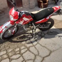 موتورشاسی بلند همش توخانه بوذه کاربراتورقدریتی نو|موتورسیکلت|مرودشت, کناره|دیوار