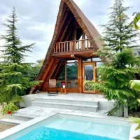 اجاره کلبه سویسی استخر روباز ابگرم