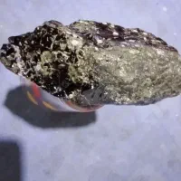 شهاب سنگ|جواهرات|تهران, فلسطین (میدان انقلاب)|دیوار